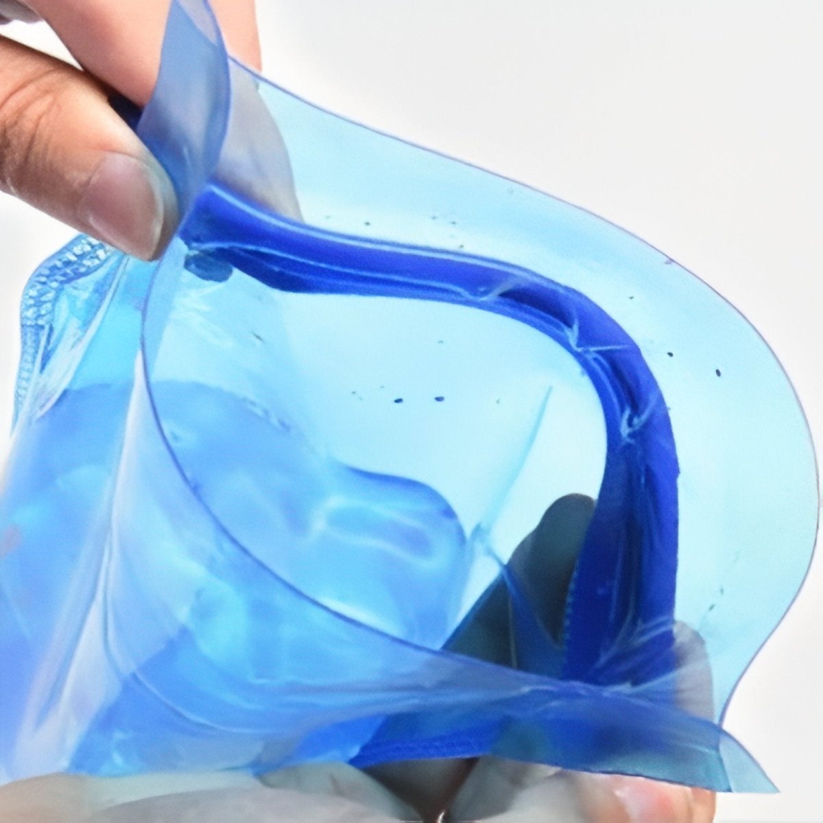Poche à eau résistante avec tuyau flexible - Montelac