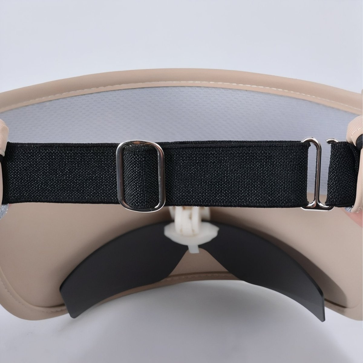 Casquette de randonnée avec visière et lunettes intégrées - Montelac